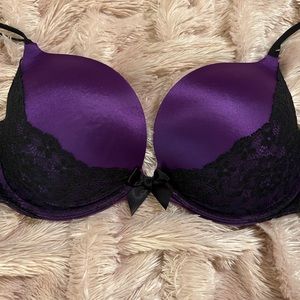 Victoria Secret Very Sexy Push Up 34D Never Worn!